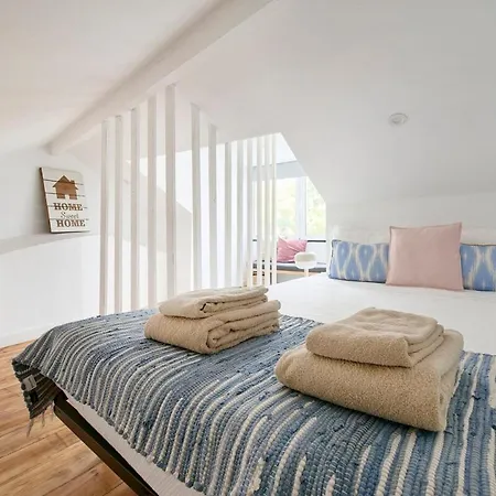 Casa Com Alma Portuguesa @ Alfama Апартаменти *