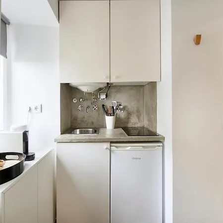 Casa Com Alma Portuguesa @ Alfama Апартаменты *