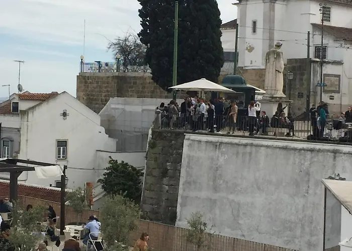 Casa Com Alma Portuguesa @ Alfama شقة